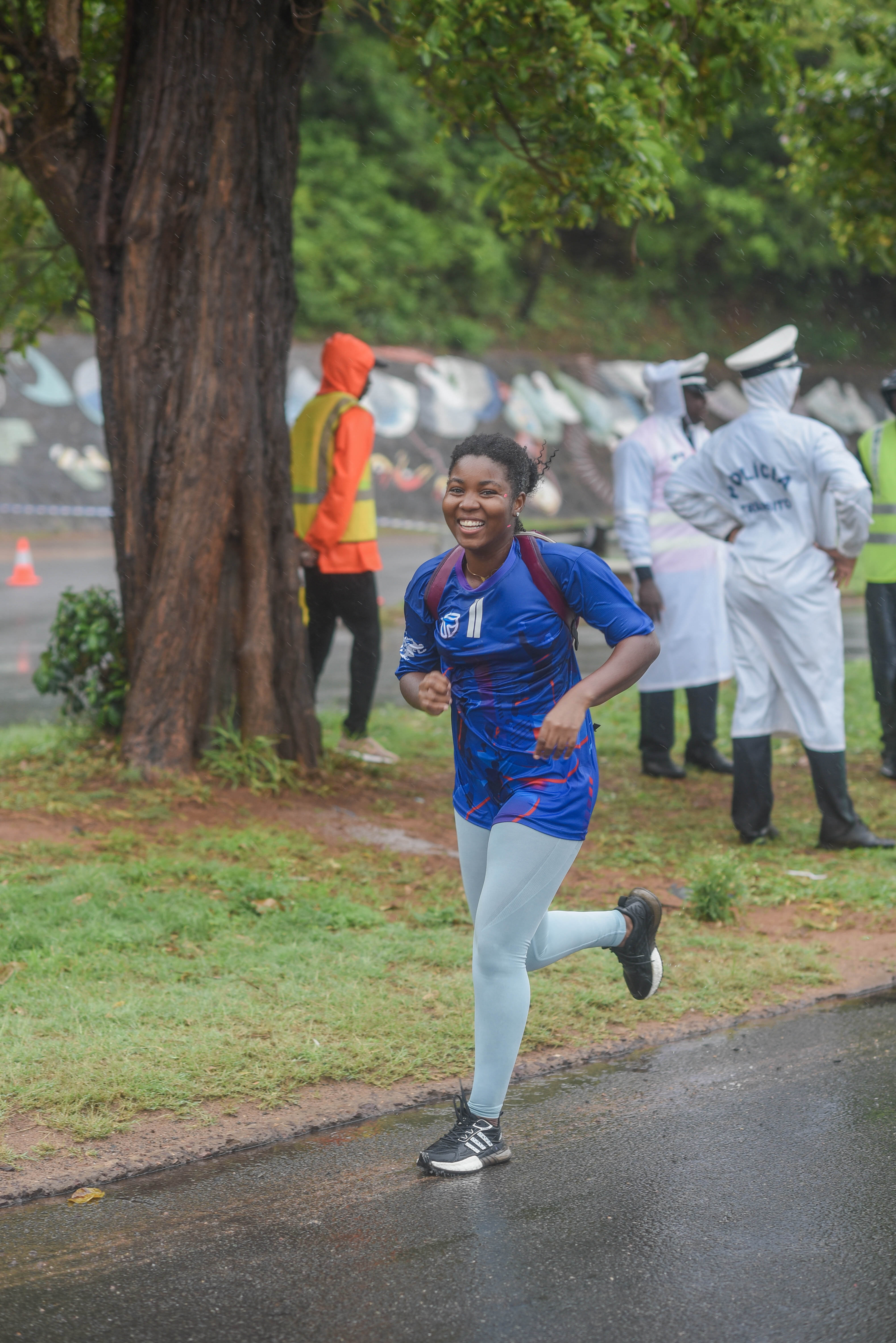 34Corrida Azul.jpg